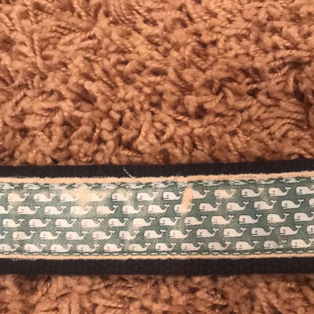 Vineyard Vines belt